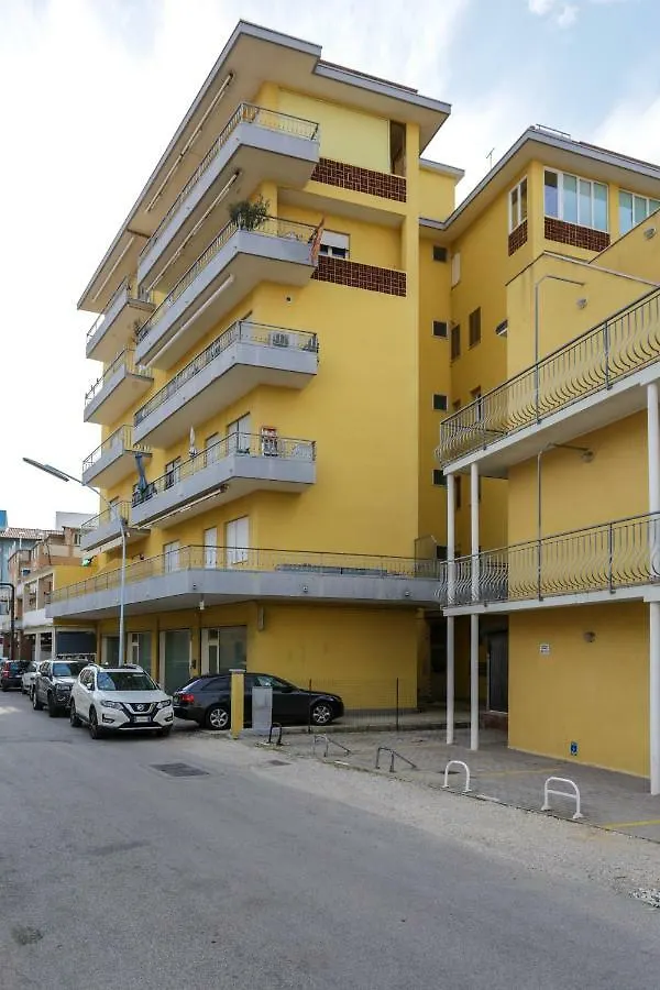 Mare Olimpo Apartment Lido di Jesolo 0*,  Italy